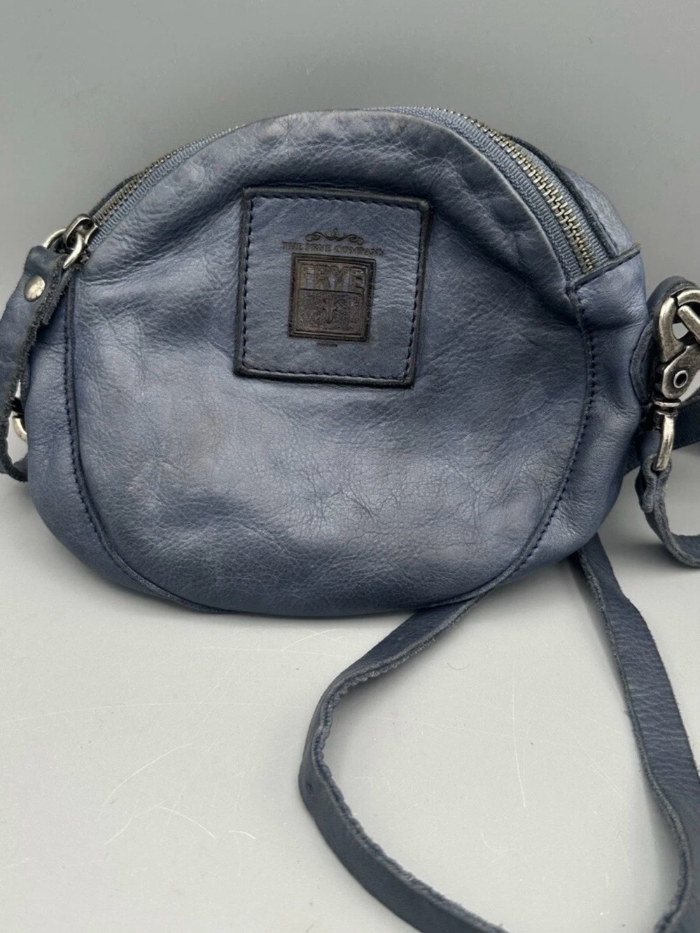 Frye Brooke Circle Crossbody Soft Leather Bag Blue
